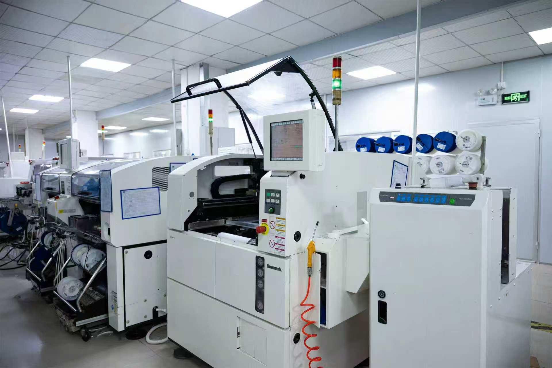 SMT 设备全景视图